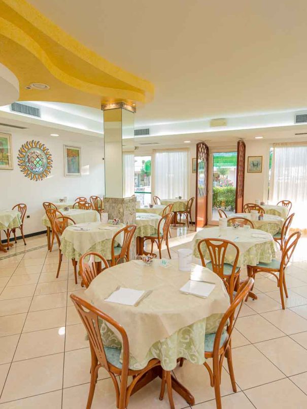 Hotel Roma Roseto degli Abruzzi pranzo e colazione 0042